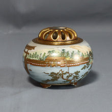 Load image into Gallery viewer, Satsuma - Miyajima Design Incense Burner by Koshida Shozan – Satsuma Ware - Incense burner