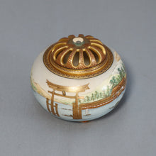 Load image into Gallery viewer, Satsuma - Miyajima Design Incense Burner by Koshida Shozan – Satsuma Ware - Incense burner