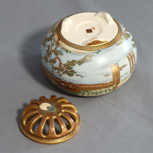 Load image into Gallery viewer, Satsuma - Miyajima Design Incense Burner by Koshida Shozan – Satsuma Ware - Incense burner