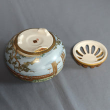 Load image into Gallery viewer, Satsuma - Miyajima Design Incense Burner by Koshida Shozan – Satsuma Ware - Incense burner