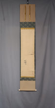 Load image into Gallery viewer, Okamoto Toyohiko (1773-1845) "A villager in the snow" Middle to late Edo period, Japanese hanging scroll, kakejiku