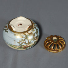 Load image into Gallery viewer, Satsuma - Miyajima Design Incense Burner by Koshida Shozan – Satsuma Ware - Incense burner
