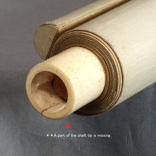 Lade das Bild in den Galerie-Viewer, Kato Eishu (1873-1939), Sparrow on a Willow Branch, Japanese hanging scroll, Shōwa period (1926-1989)
