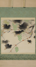 Carica l'immagine nel visualizzatore di Gallery, Yuge Koho (1901-?), Grapes and a Small Bird, Japanese hanging scroll, Shōwa period (1926-1989)
