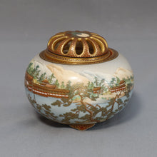 Load image into Gallery viewer, Satsuma - Miyajima Design Incense Burner by Koshida Shozan – Satsuma Ware - Incense burner
