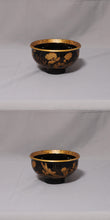 Afbeelding in Gallery-weergave laden, Maki-e &quot;maki-e houten kom met pioen en bloemontwerp&quot; late edo periode-meiji tijdperk
